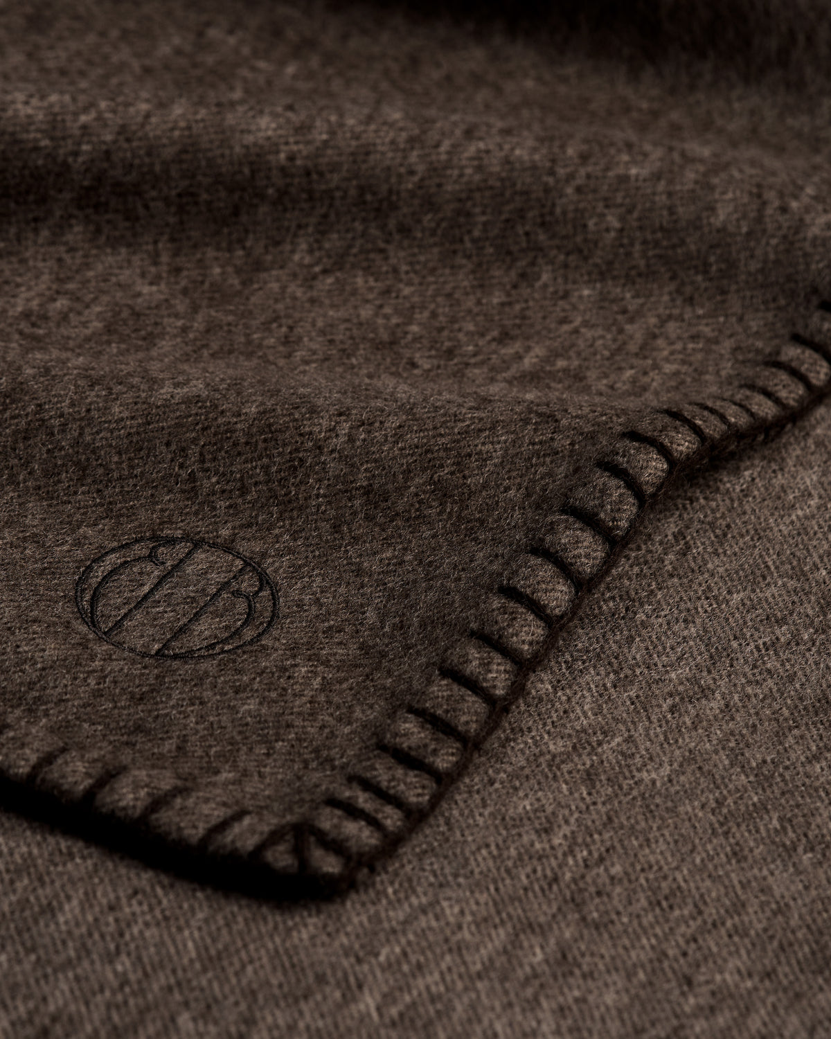 Cashmere Throw Tobacco